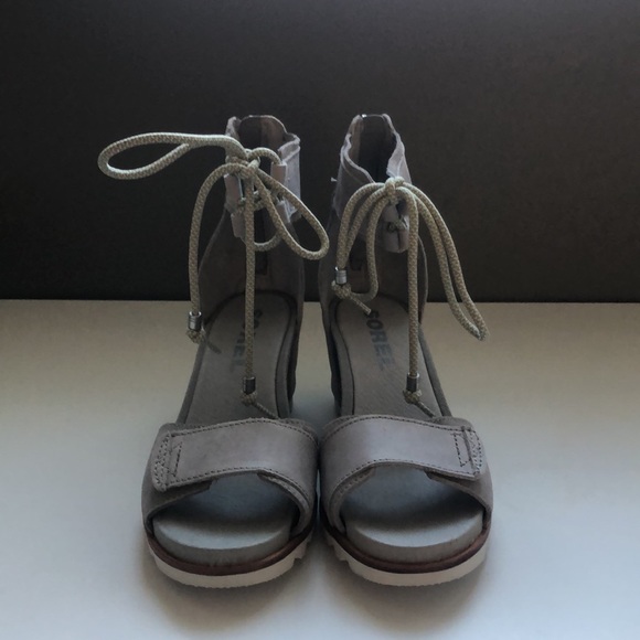 Sorel - Joanie Wedge Sandal Ankle Lace with Velcro strap- 8 NWT gray - Picture 3 of 7